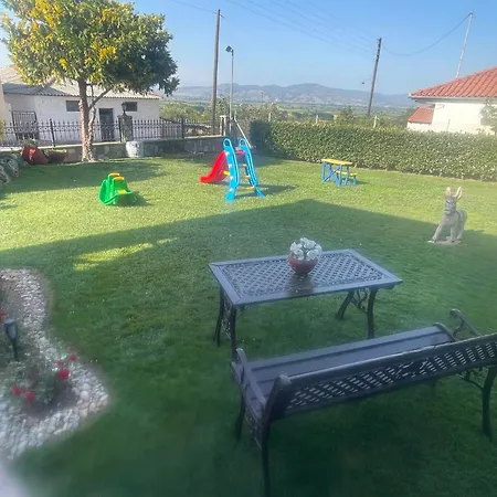 Nikoletta Villa
