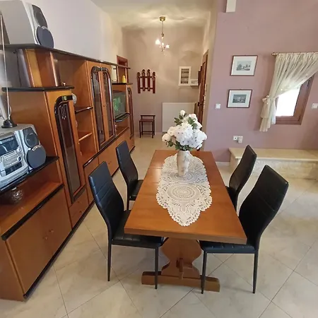 Nikoletta * Eleftheroupoli